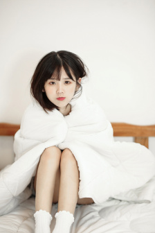 奴隶少女希尔薇安卓手机版